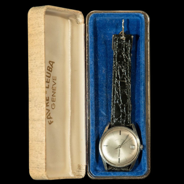 Precioso Reloj Favre Leuba en acero, con estuche.  Automático, en funcionamiento, 36 mm total.