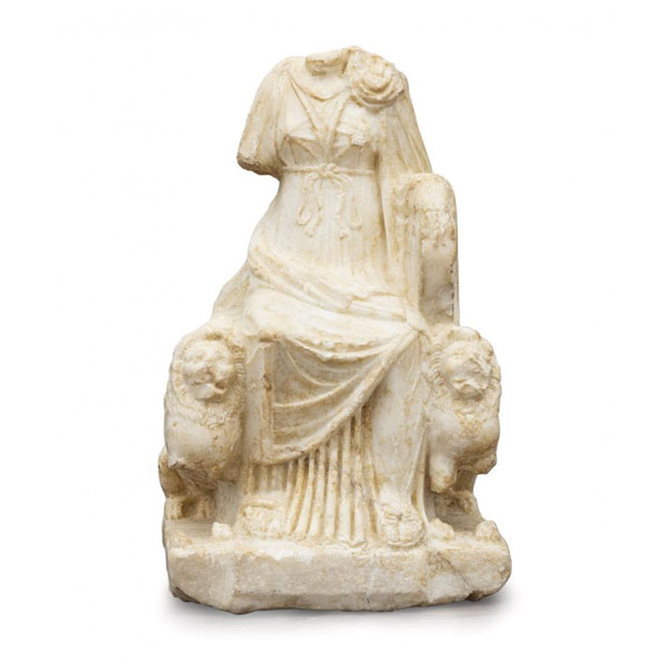 Gran pieza de mármol que representa a la diosa Cibeles. Roma. Siglo I-III d.C. 