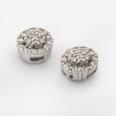 Pendientes en oro blanco con cuajado central y orla de diamantes talla brillante