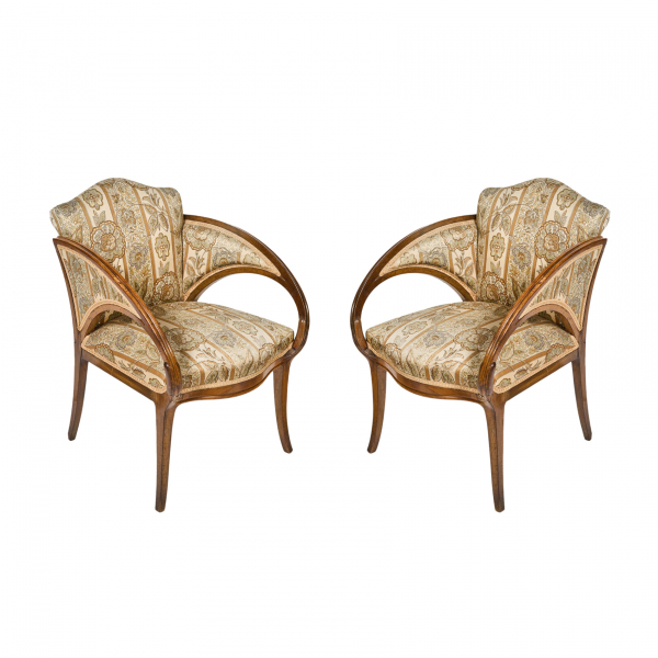 Joan Busquets. Pareja de sillones estilo Art Noveau en madera de roble y tapizado c.1905.