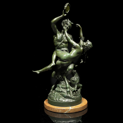 Clodion (1738-1814) "Fauno y Ninfa".  Escultura de bronce fundido con una p&aacute;tina verde