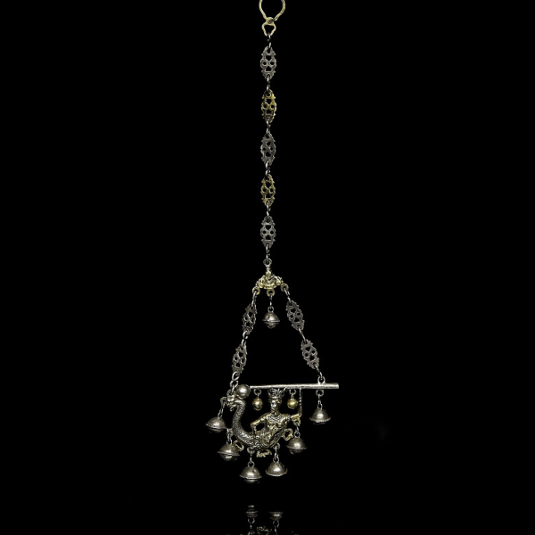 Amuleto-sonajero-silbato plata española y baño de oro, s.XVII. 