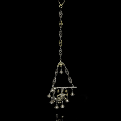 Amuleto-sonajero-silbato plata española y baño de oro, s.XVII. 