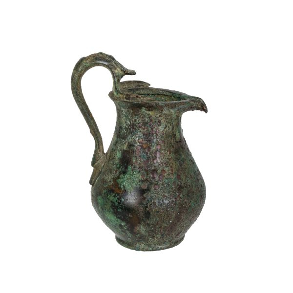 Olpe romano en bronce patinado, siglo I d.C. En buen estado de conservación. Adjunta certificado de autenticidad.