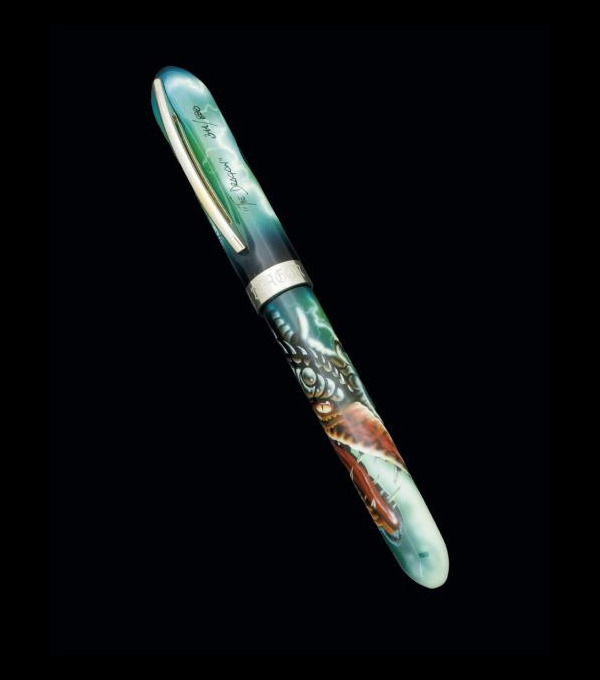 Visconti Dragon "Mazzi".   Pintada con aerógrafo por Mazzi. Edición limitada de 888 unidades. Numerada 311/888.