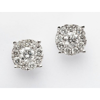 Pendientes en oro blanco con diamante central y cuajado de diamantes talla brillante