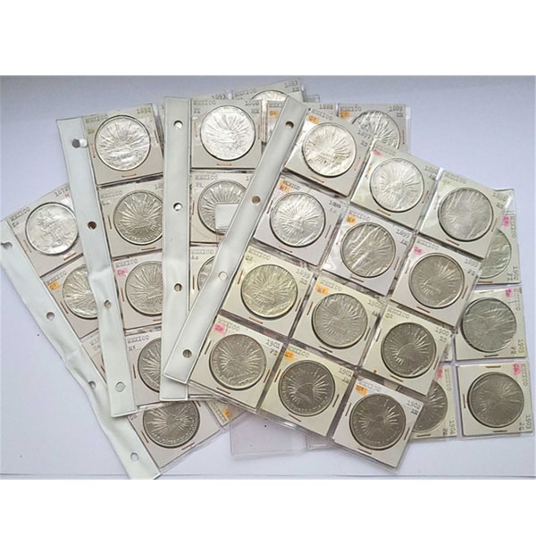 Lote de 56 monedas de plata, REPUBLICA MEXICANA. Ley: 902,7 mil.
