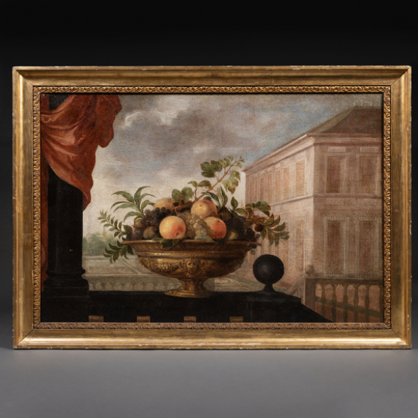 "Frutero con melocotones, uvas y higos con arquitectura de fondo y draperi rojo en la columna"  PEDRO DE CAMPROBÍN 