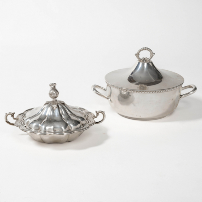 Conjunto de sopera y legumbrera en plata espa&ntilde;ola y punzonada del siglo XX.