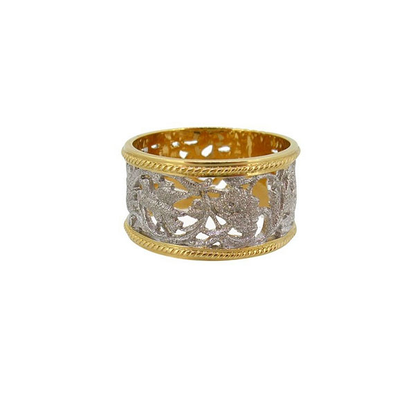 Elegante sortija en oro de 18k perteneciente a la colección Alhambra modelo Albayzín de la firma Yanes