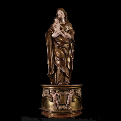 Espectacular Gran Virgen con Ni&ntilde;o en brazos, Escuela Romanista del siglo XVI. 