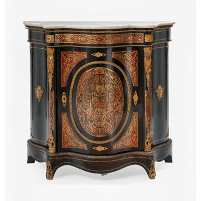 Mueble Bull en madera lacada en negro, carey e incrustaciones en metal dorado Napoleón III. Francia.  Época: S. XIX  