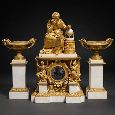 &quot;Alegoría de la Astrología&quot; Reloj de sobremesa francés estilo Luís XVI en bronce dorado y mármol blanco. Trabajo Francés, Siglo XIX