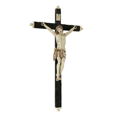 Escuela española, ppios. del s.XX. Cristo crucificado. Escultura en marfil