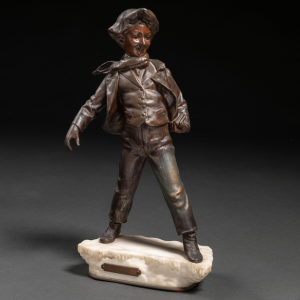 &quot;Glissade&quot; Escultura realizada en bronce y mármol blanco.