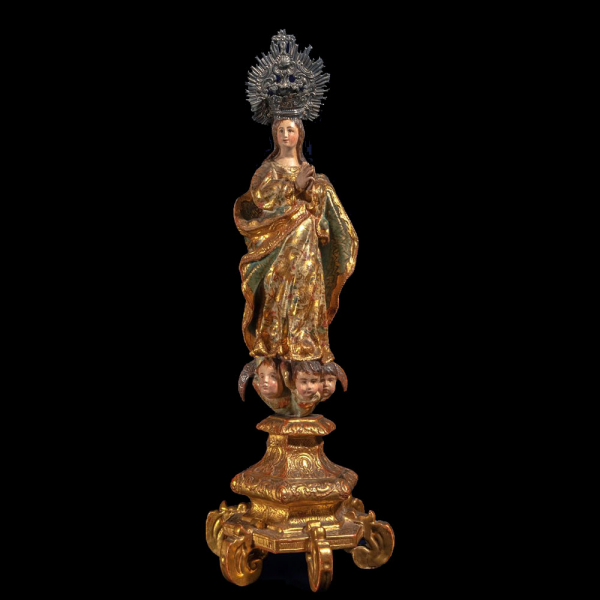 Escuela de Quito del siglo XVII "Inmaculada Concepci&oacute;n".    Madera tallada, policromada, dorada y estofada