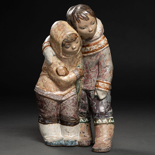 Niños esquimales&quot; Figura en porcelana de Lladró del siglo XX.