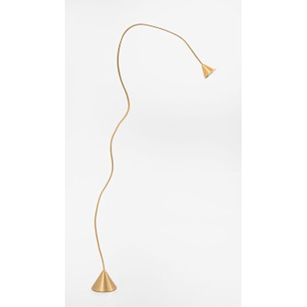 Lámpara de pie de diseño &quot;Papiro&quot;, diseñada por Sergio Calatroni, en metal dorado. Intensidad regulable. Silmet. Italia.   Época: Años 90