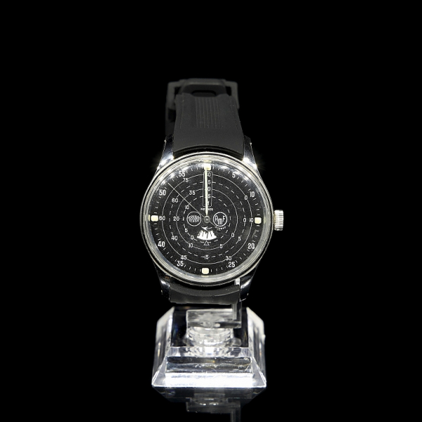 Reloj de caballero, Cornavin 810 "AMF" Geneve, Swiss, de buceo, es el más coleccionado dela firma.