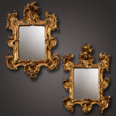 Pareja de espejos en madera tallada y dorada del siglo XIX.