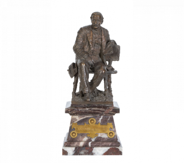 Mariano Benlliure (1862-1947).  Boceto para la estatua del escritor Antonio Trueba. 1895.  Bronce y mármol. 