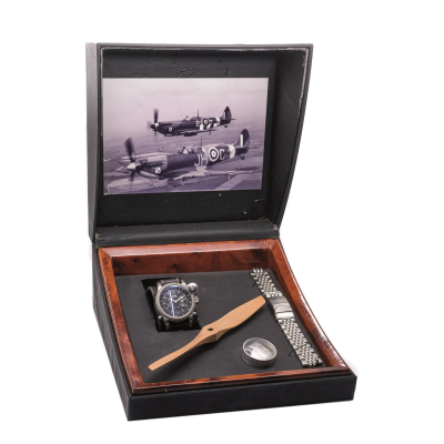 Reloj Oris «Big Crown Flight Timer» de pulsera para caballero. En acero y correa de piel. 