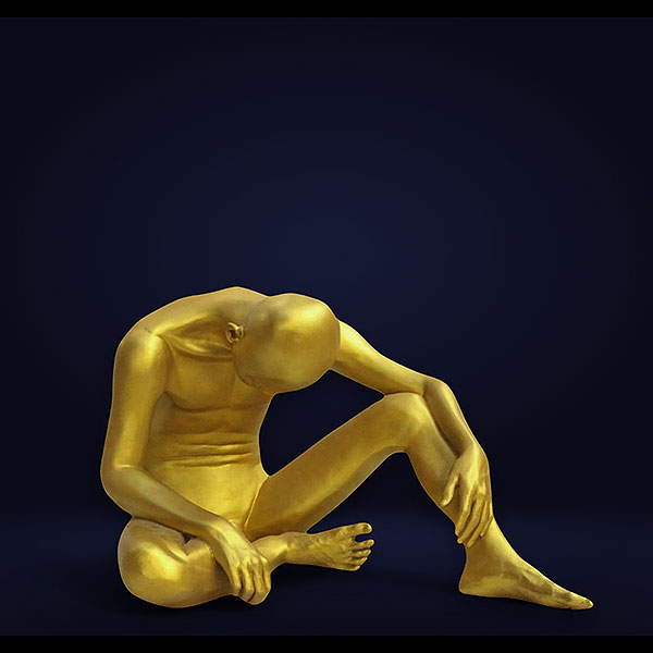 Aung KO (1980) - Autorretrato.    Escultura de resina dorada