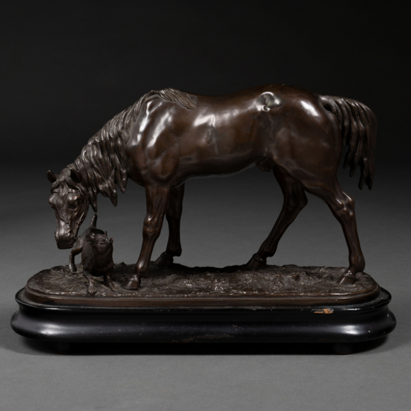 "Caballo con perro" Escultura en calamina. Trabajo francés, Siglo XIX