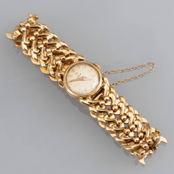Omega, reloj de dama en oro amarillo de 18 kt.