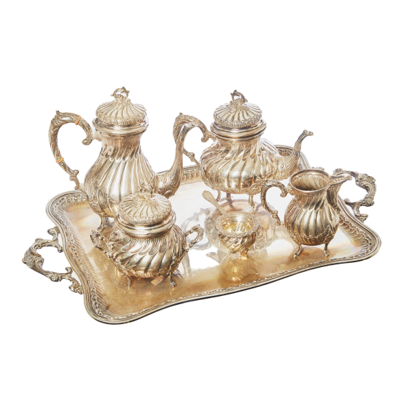 Juego de café de seis piezas en plata española punzonada  