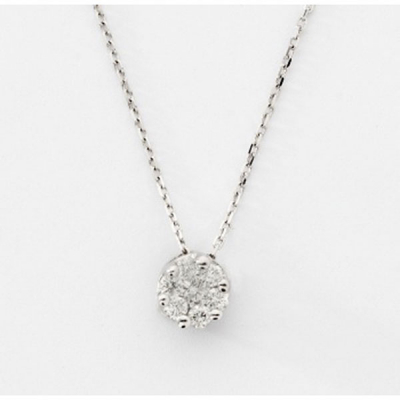 Cadena y colgante en oro blanco cuajado de 7 diamantes talla brillante  y un peso total de 0,50 cts. aprox.