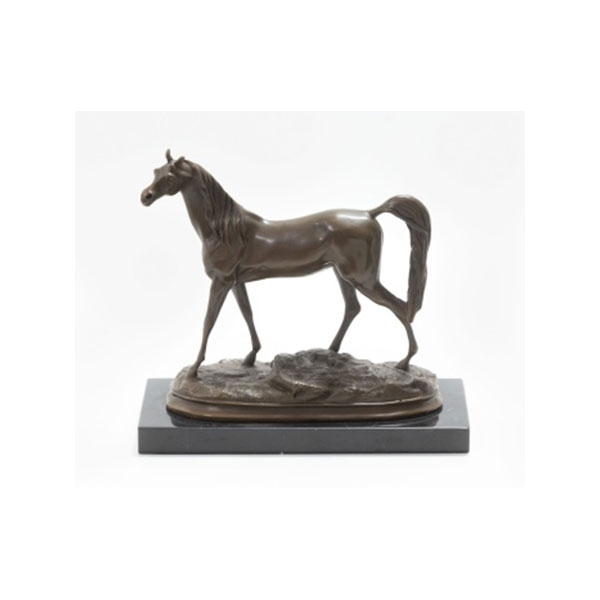 ESCUELA ESPAÑOLA   (S. XX)  "Caballo árabe" 