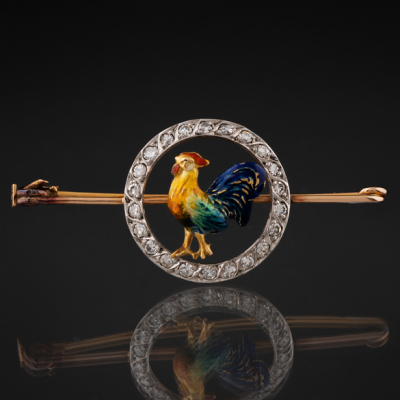 Elegante broche en oro amarillo de 18kt con gallo