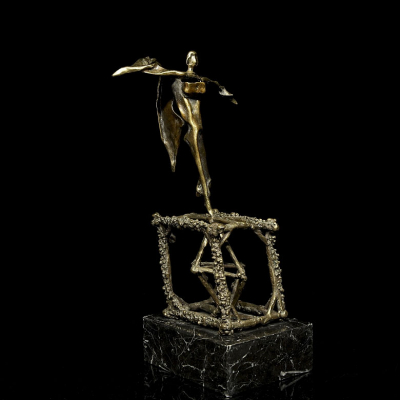 Salvador Dalí i Domènech (1904-1989) &quot;Gala Gradiva&quot;, 1970.    Escultura de bronce con peana de mármol.  