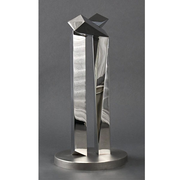 PEDRO MARTÍNEZ OSORIO – Se desconoce título – Escultura en acero. 