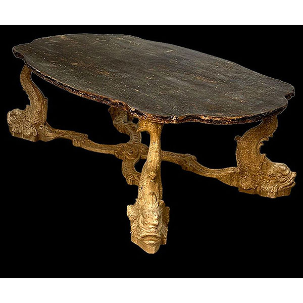 Gran Mesa Italiana años 50 con patas de delfín, trabajo Veneciano del siglo XX.